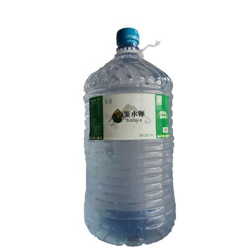 “00升”的悖論？——鑒水師牌8L山泉水與您漫談“酒精飲料”的邊界